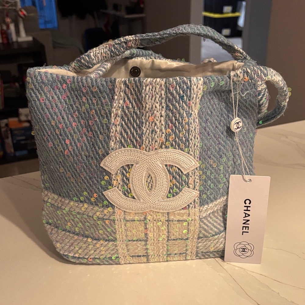 NEW with tag CHANEL Iridescent sparkles Blue Tweed Tote